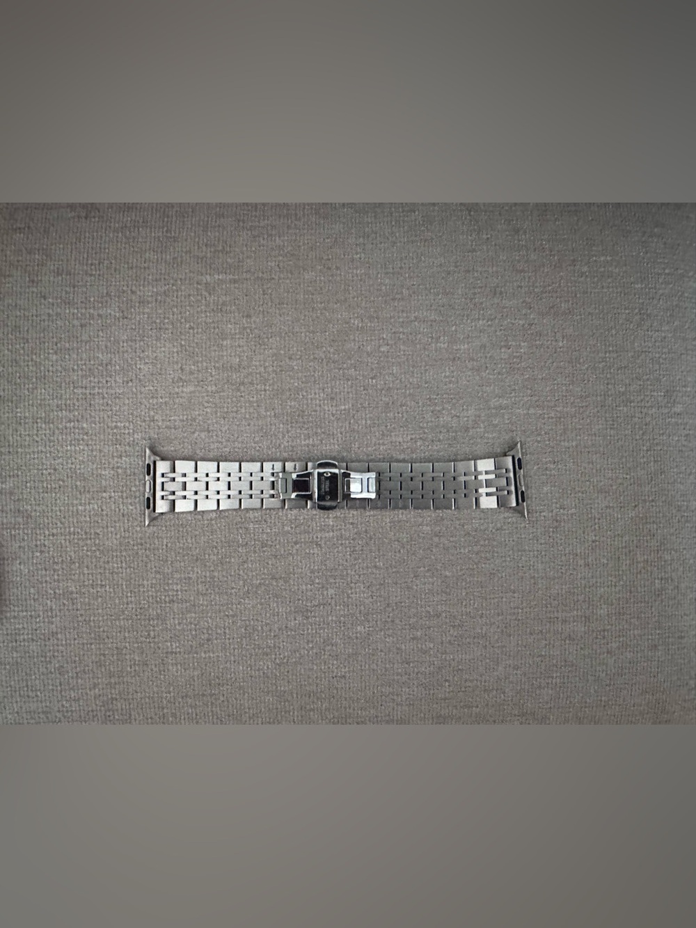 Silver Stainless Steel Apple Watch Band 42mm 44mm 45mm 49mm w/ Box - Picture 2 of 4